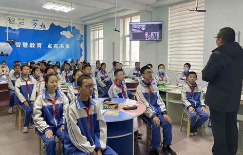 超六成中小學生擁有電子產品, 互聯網 教育 推動教育信息化發展