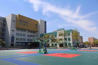 你有一封烏市第70中學的邀請函請查收