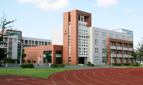 在救亡圖存之際誕生,歷經70多年風雨,沙洲中學創造無數輝煌